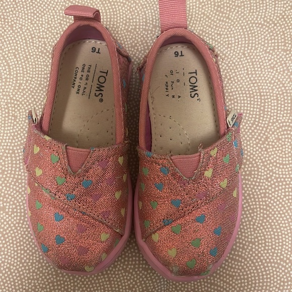 Toms toddler shoes size 6 - Picture 4 of 4